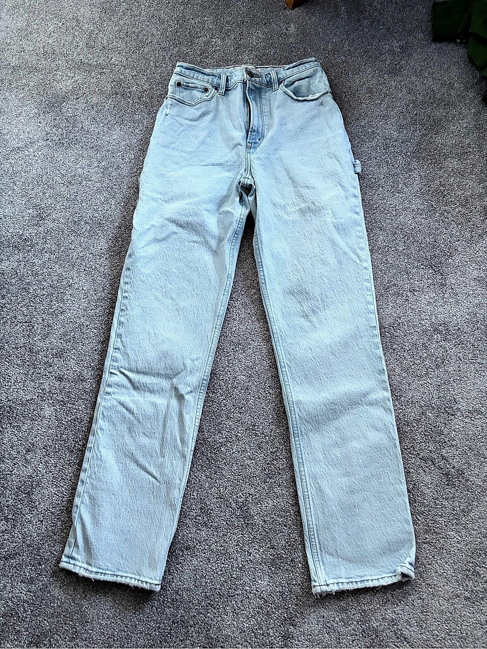 Abercrombie & Fitch The '90s Straight Ultra High Rise Curve Love Jeans Waist 28